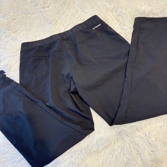 Columbia Woman’s Black ankle adjustable hiking Trail Pants Size 12 - Picture 11 of 13